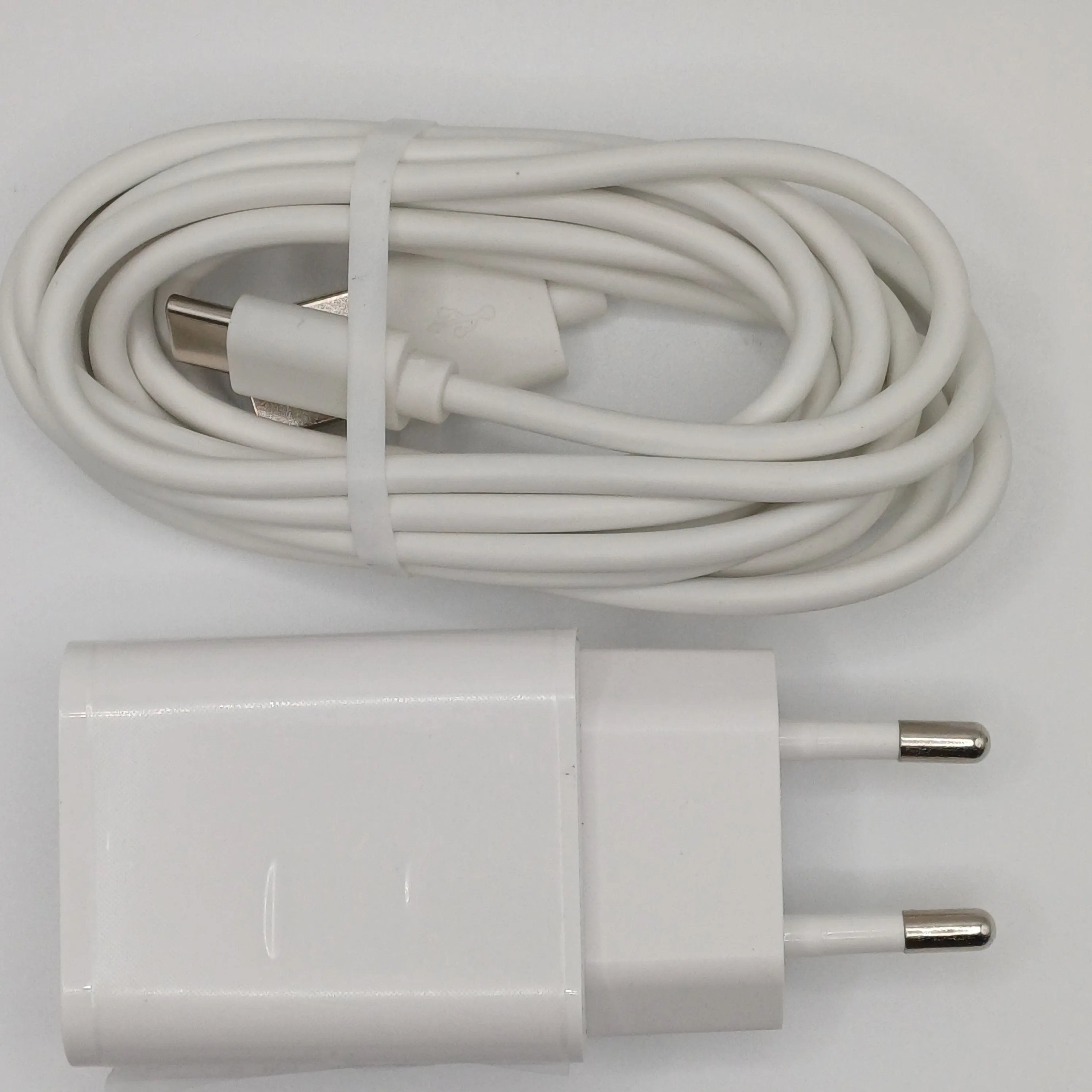 Chargeur + Cable 2m USB - USB C