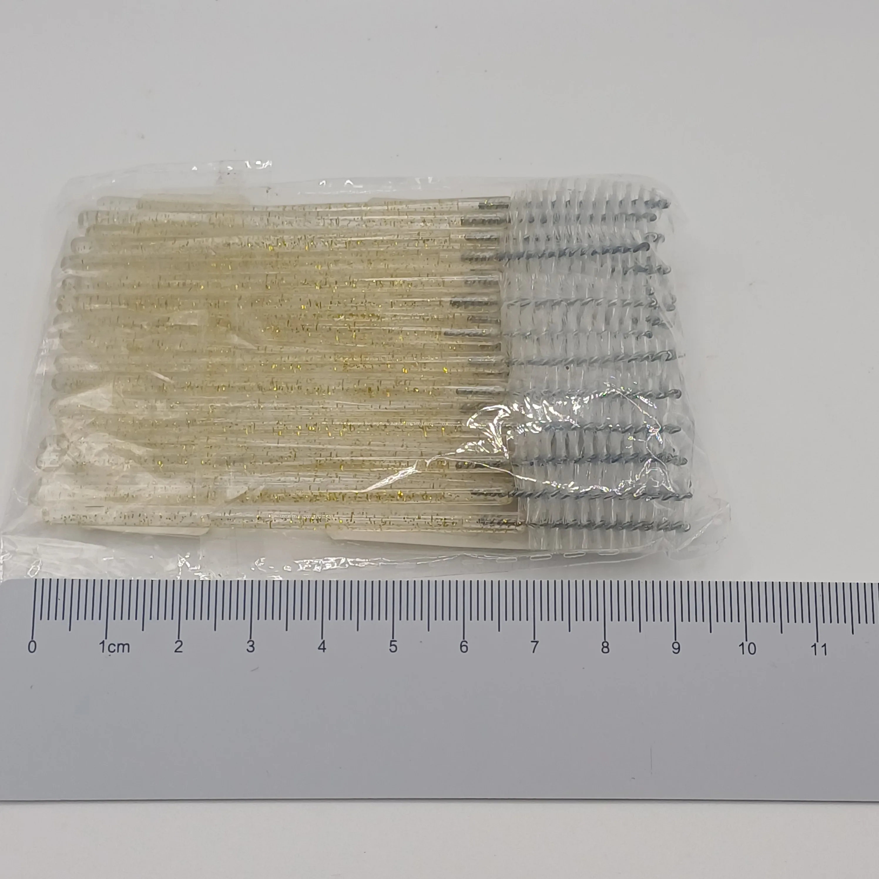 Brosses à cils jetables
