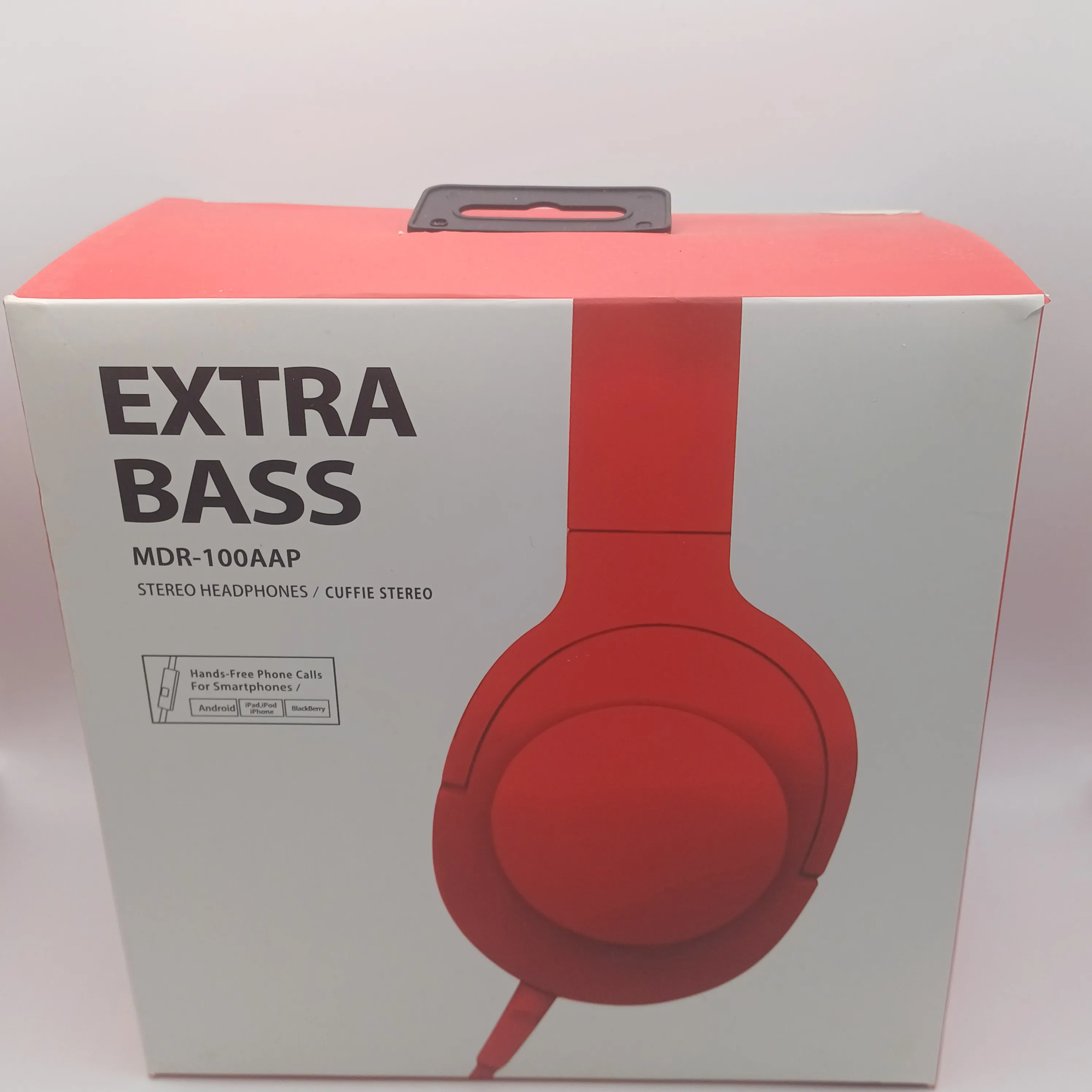 Casque audio rouge