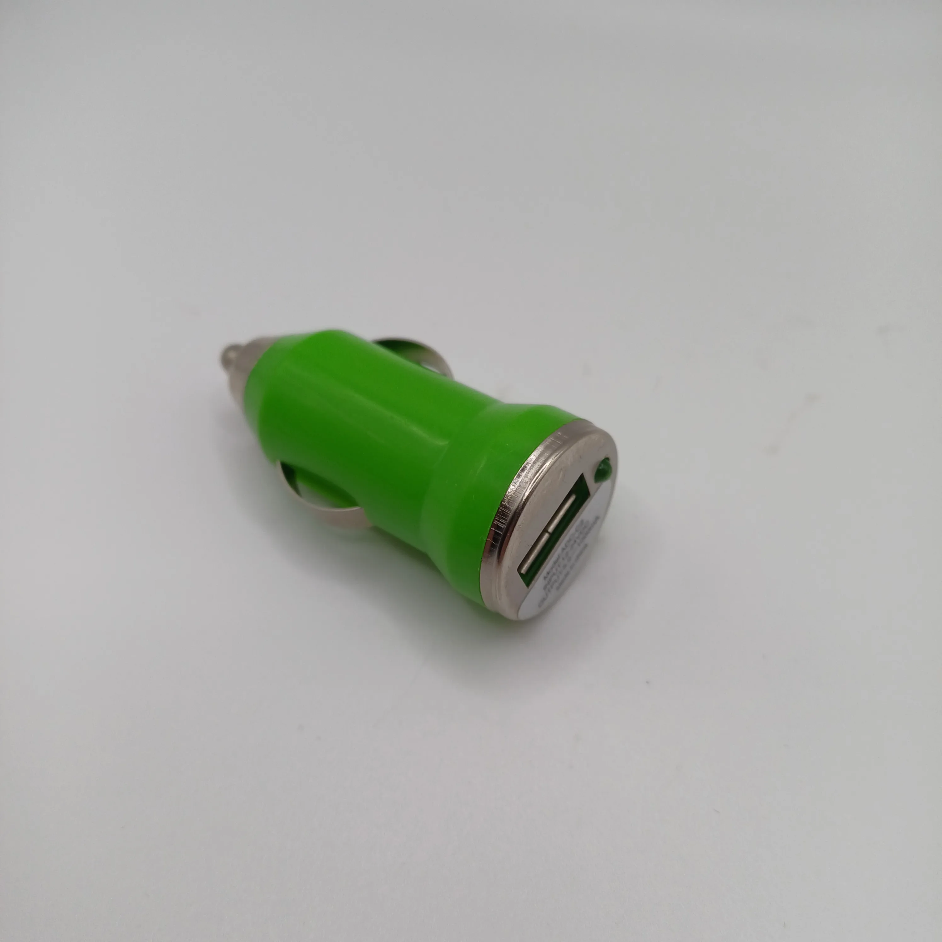 Prise allume cigare vert