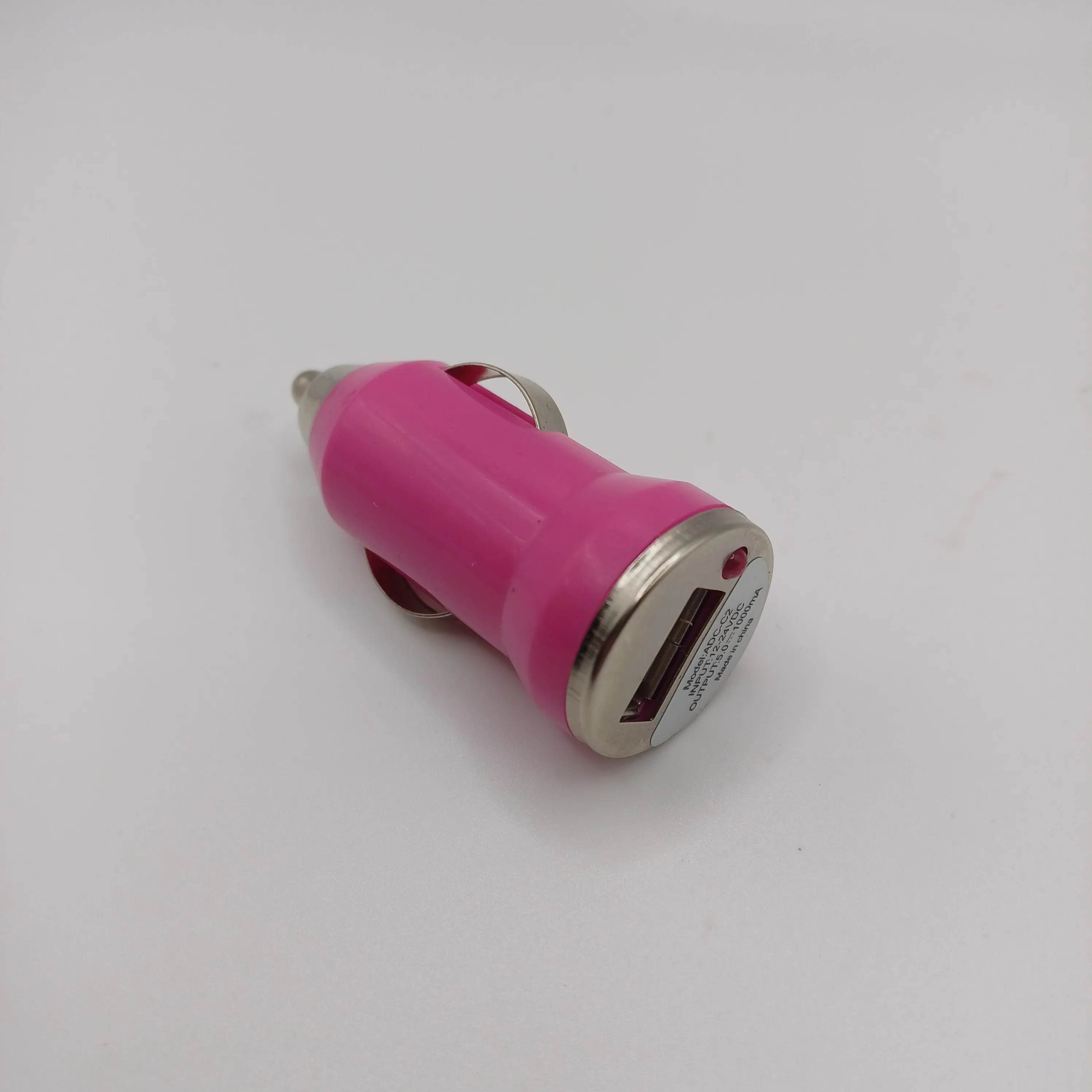 Prise allume cigare fuchsia