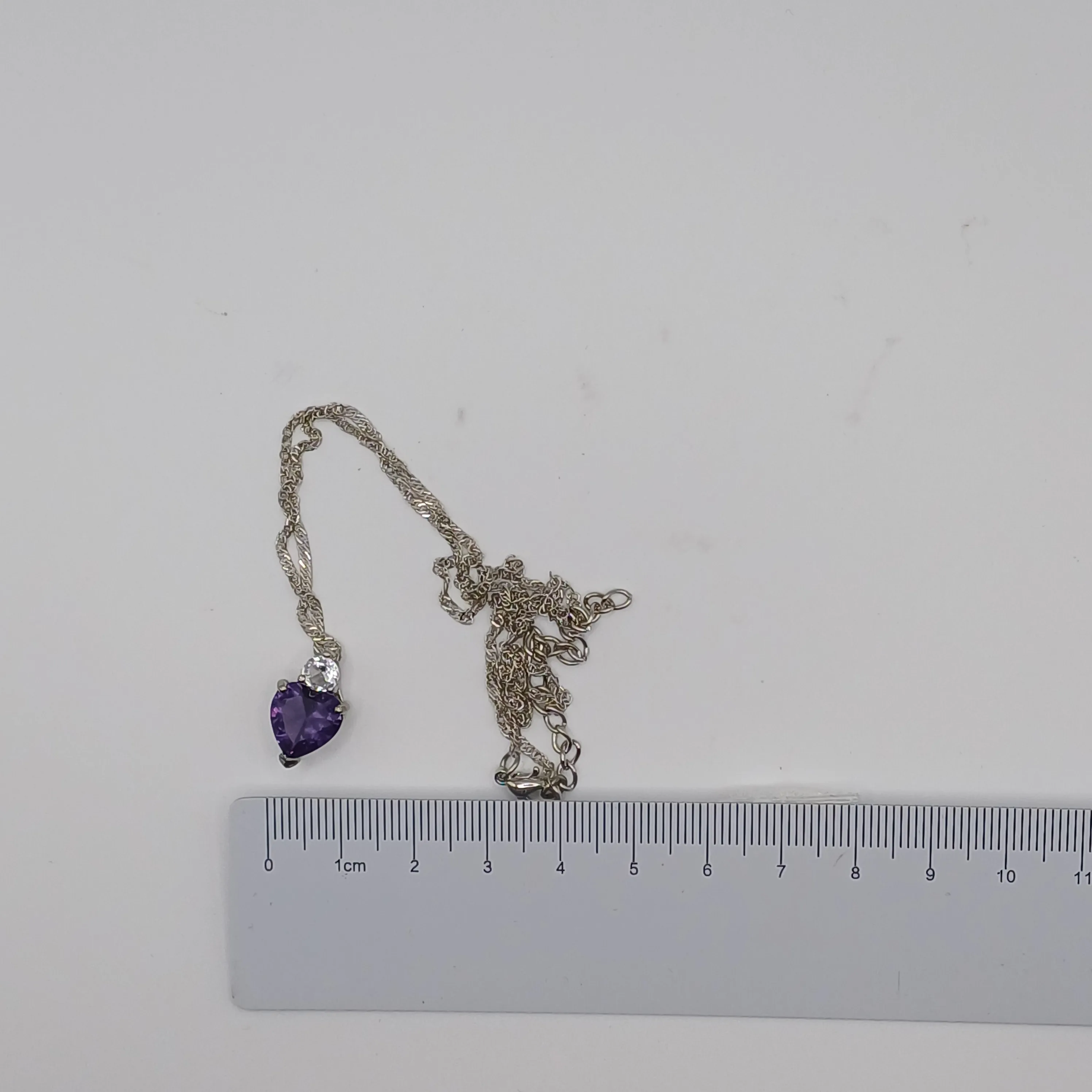 Pendentif fantaisie coeur violet