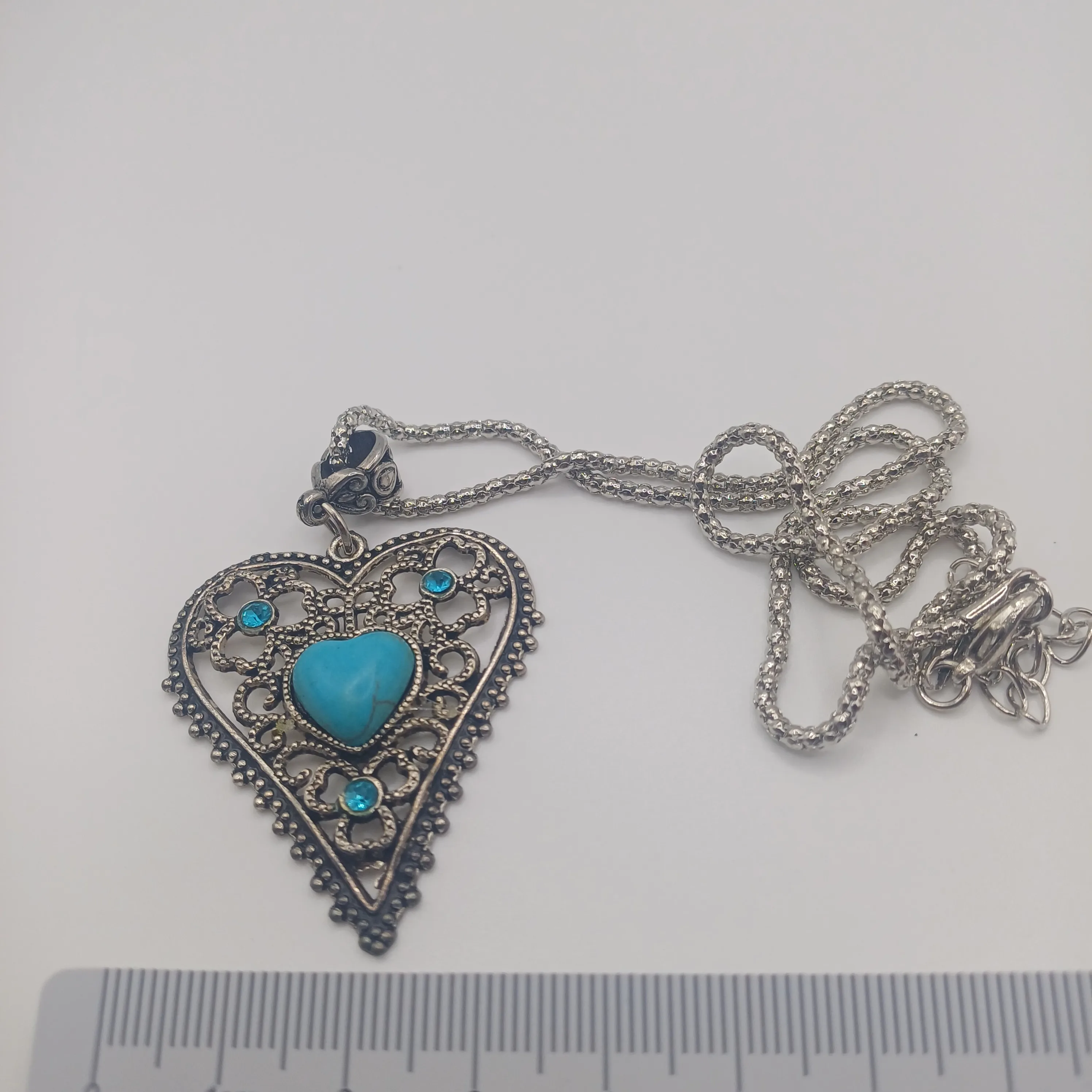 Collier fantaisie coeur turquoise