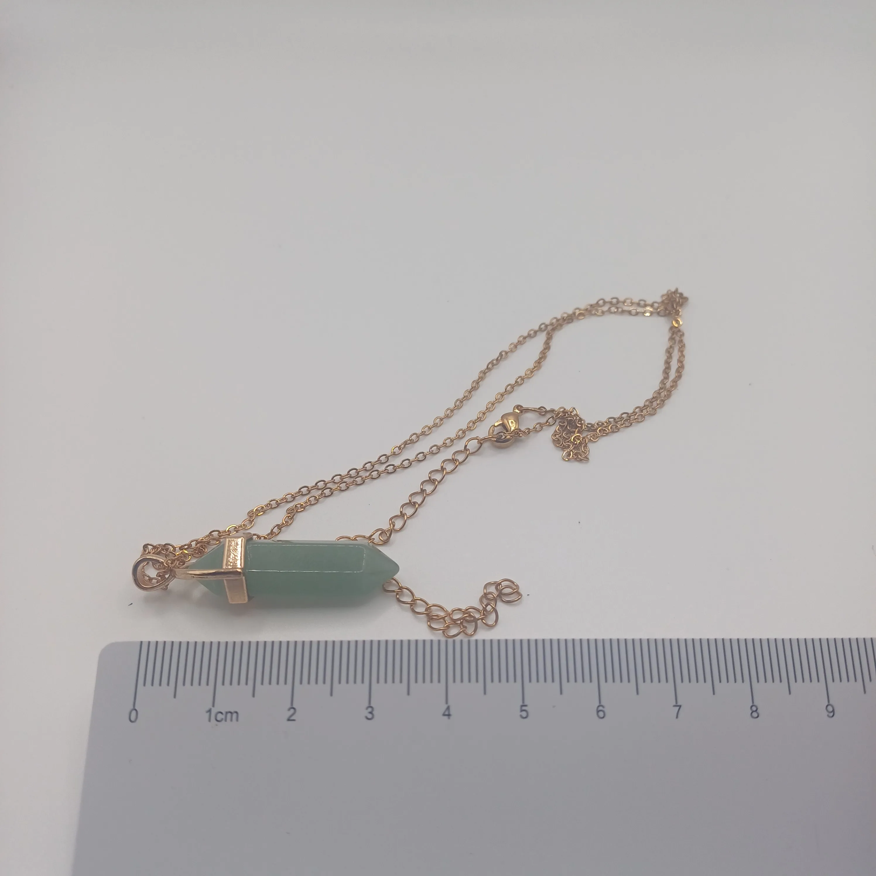 Pendentif fantaisie vert pierre